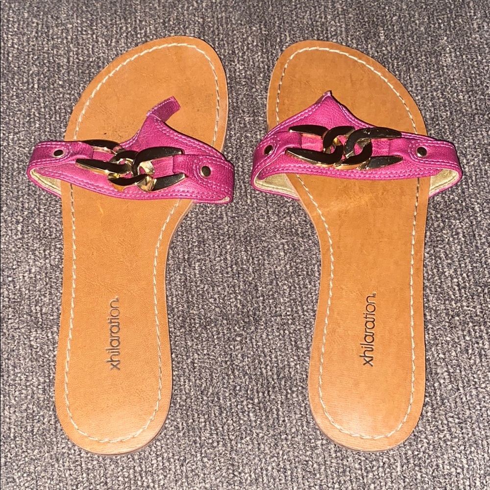 Women’s size 6 XHILARATION sandals